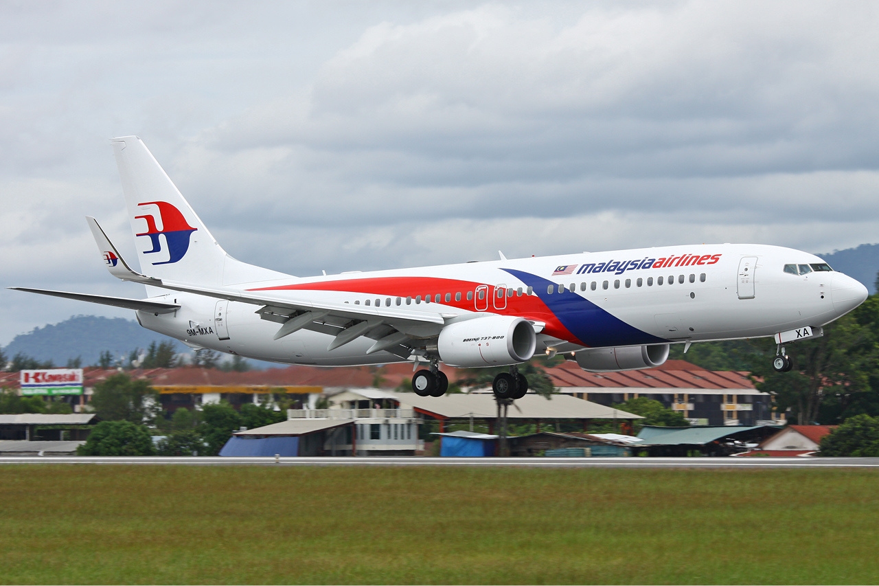 malaysia airlines boeing 737-800